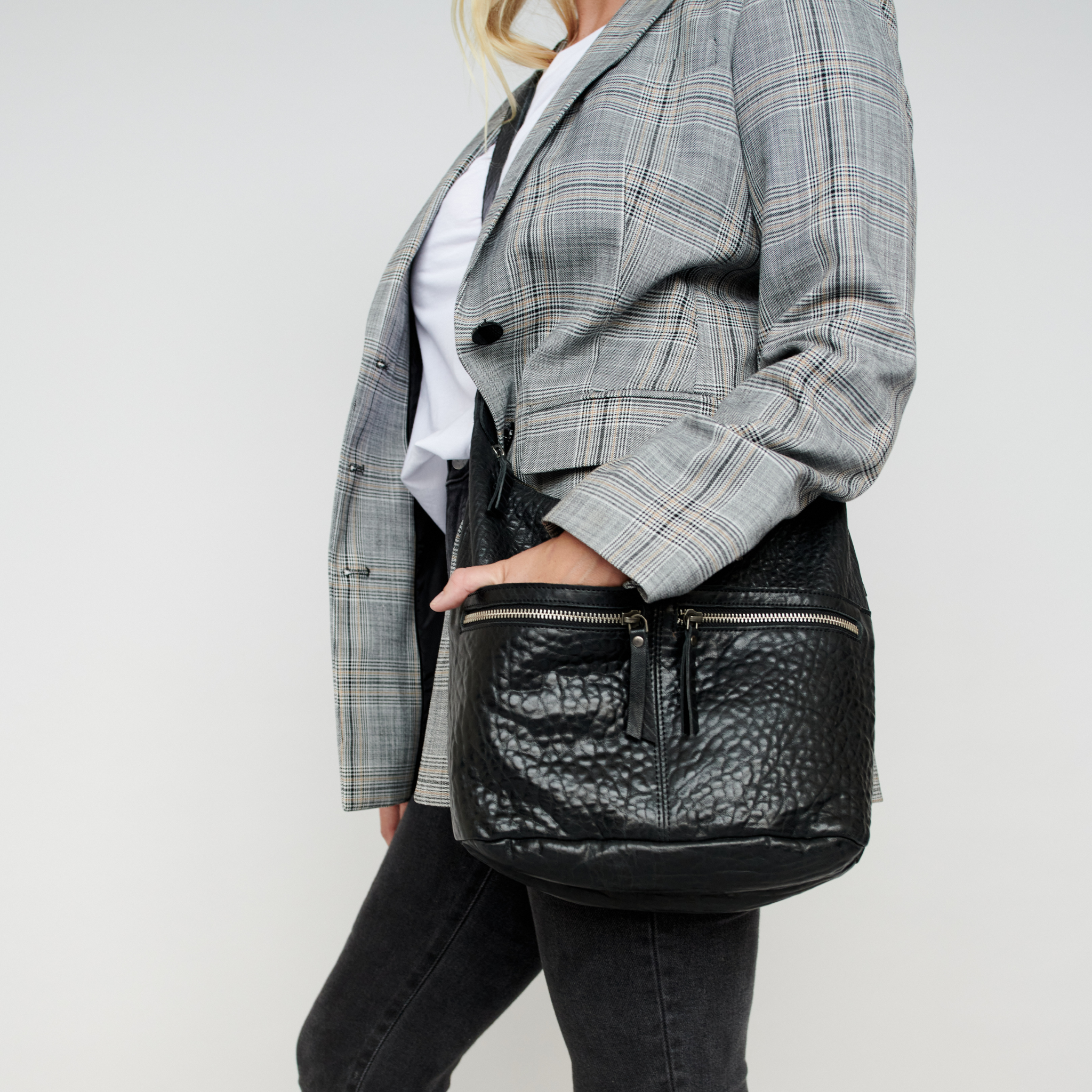 Gita Leather Crossbody Bag - Image 2